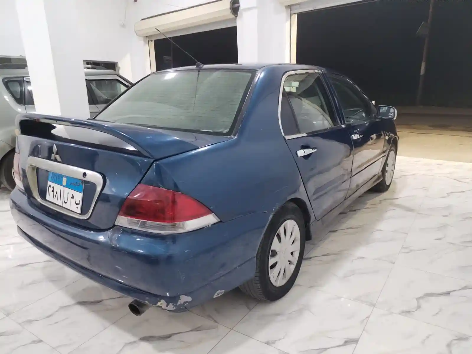 ميتسوبيشى لانسر بومة